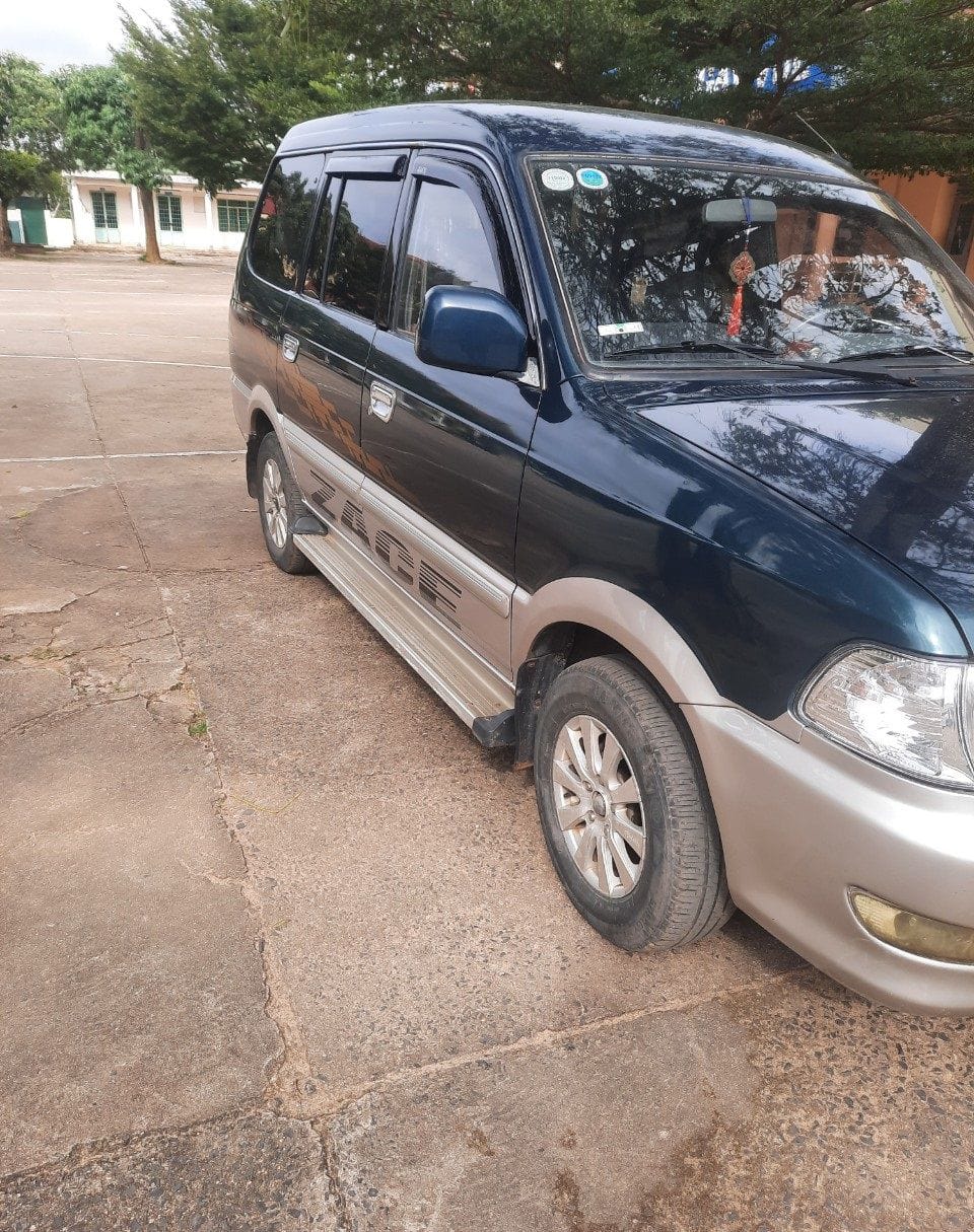 Toyota Khác 2005 Cũ 51669941441